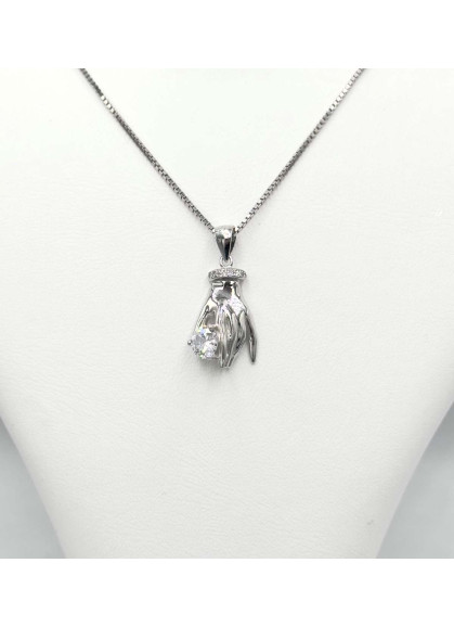 Колие “Hand of Diamond”