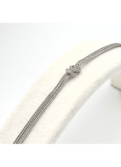 Гривна “Knot”